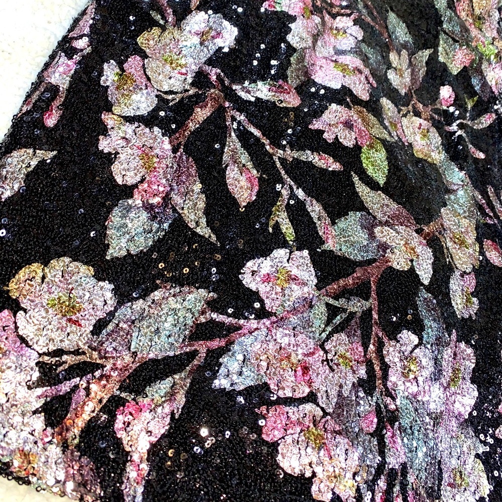 STUNNING DRESS - Picture 3 of 7